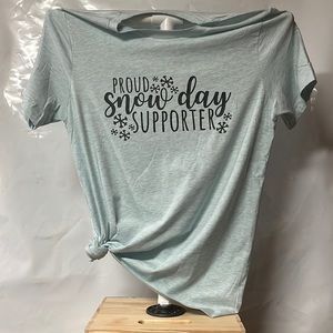 Snow day supporter t-shirt. Teacher gift